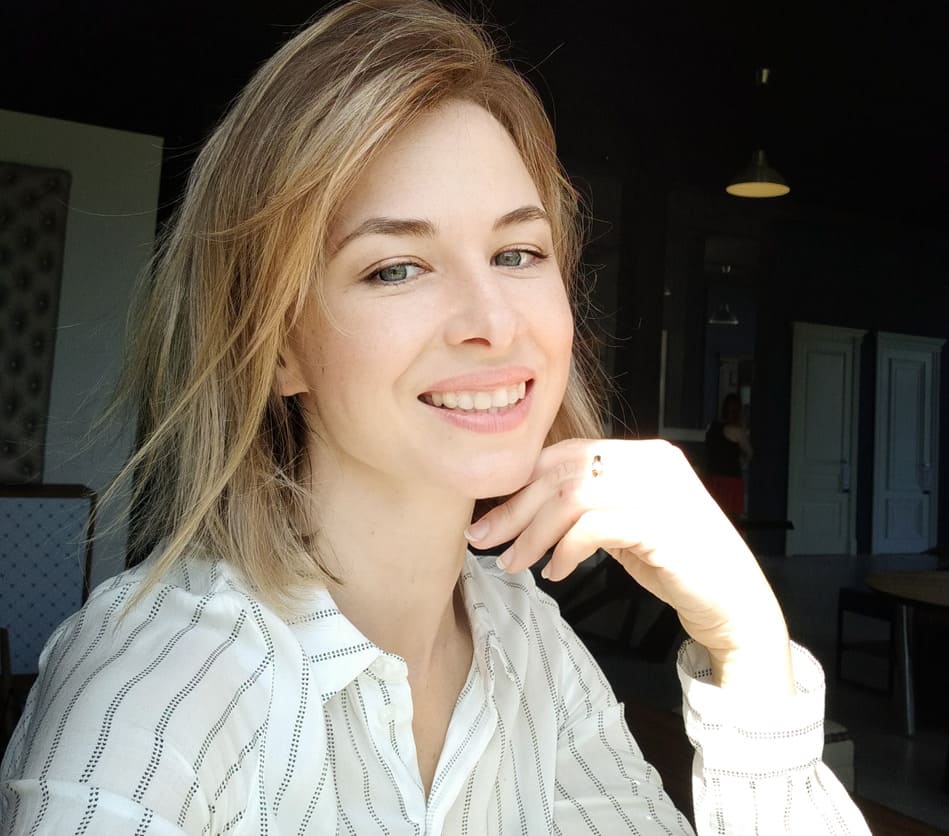 Handcrafted Wedding Dresses 22 Wedding dress Banner Image