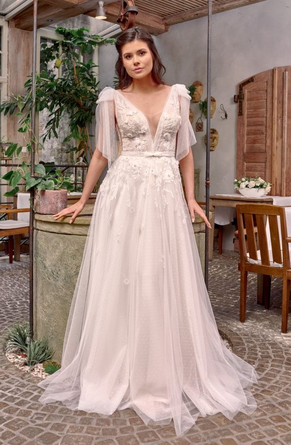 xnauti.com-fairy wedding dress-product-Castula-img-2