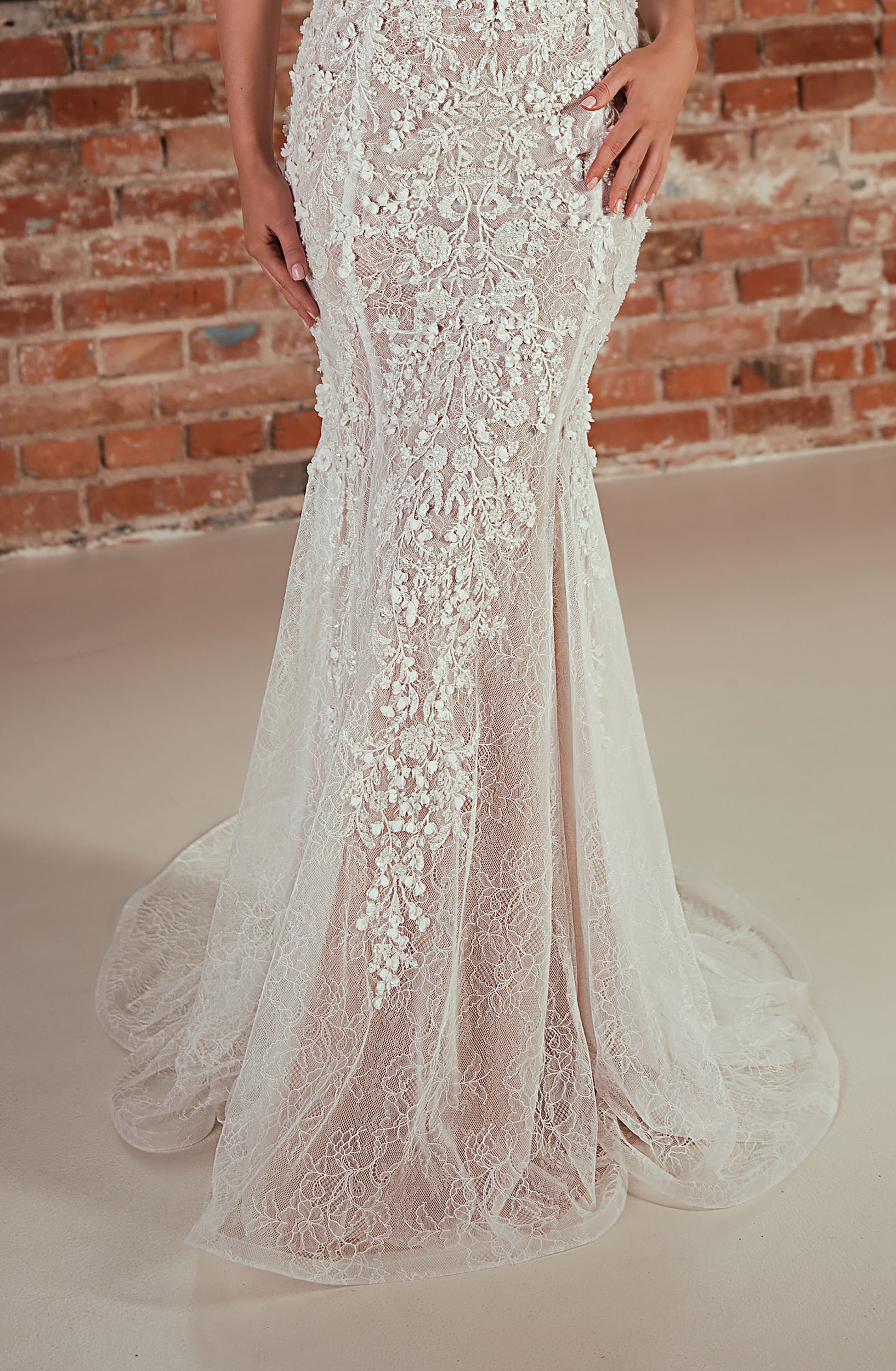 xnauti.com-sexy wedding dress-product-Caelum-img-3