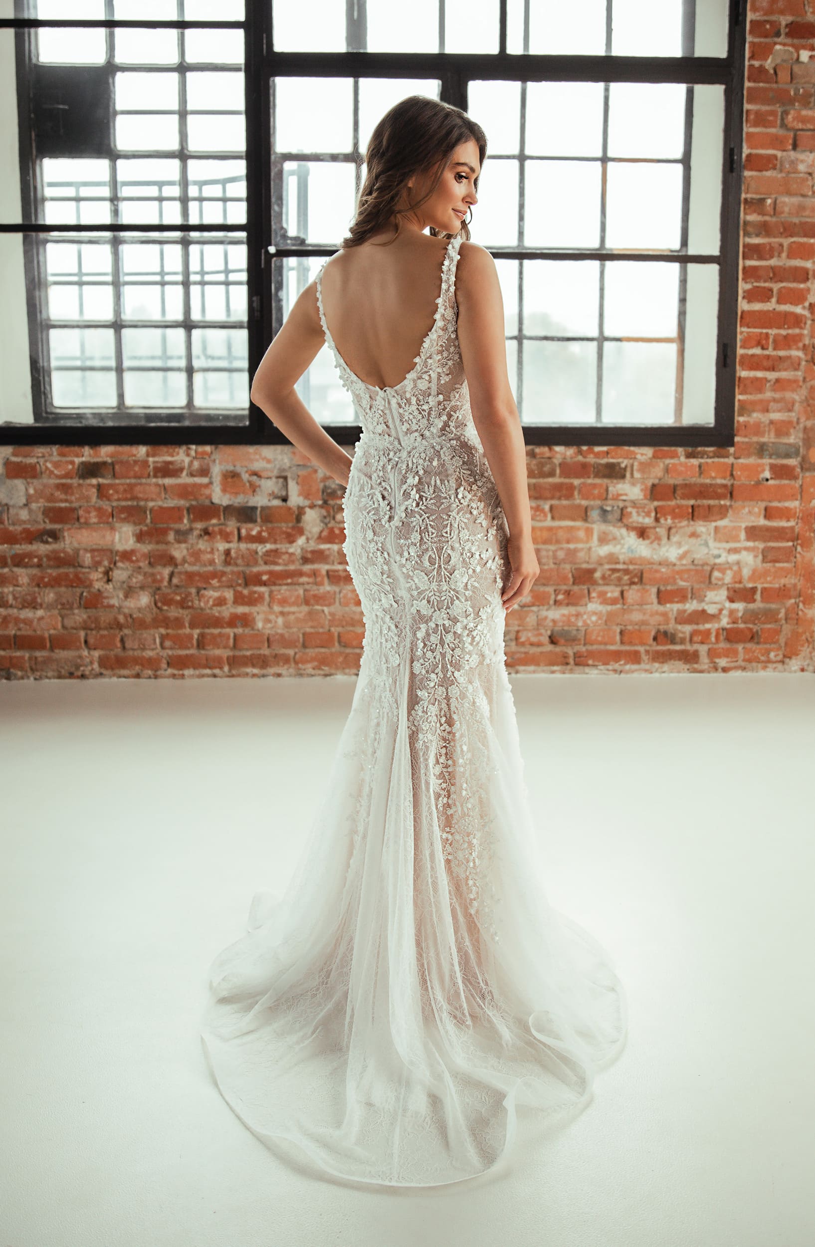 xnauti.com-sexy wedding dress-product-Caelum-img-4