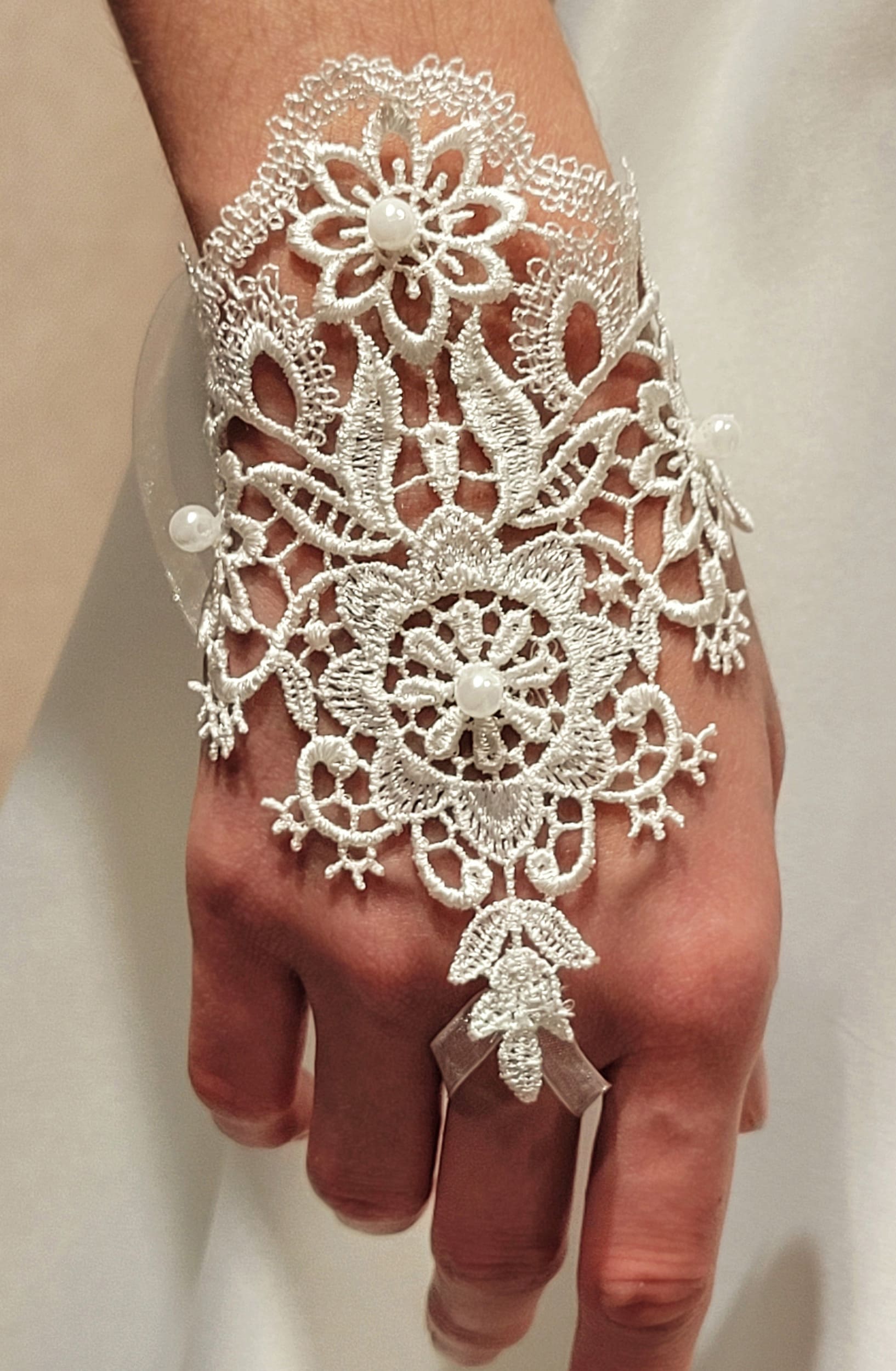 xnauti.com-wrist cuffs-product-CuffsX-img-2